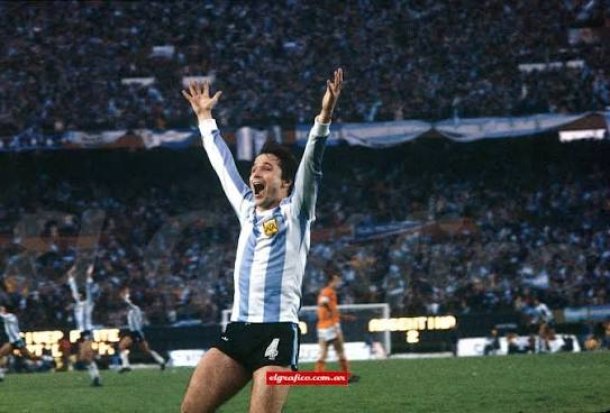 Daniel Bertoni: "Gracias a los grandes jugadores que tuvimos, como Messi y Maradona, Argentina es una de las selecciones más queridas del mundo"