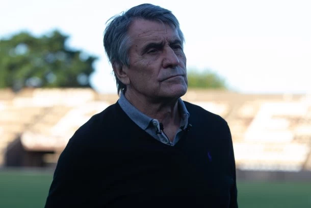 Hugo Tocalli: "En este bendito país siempre un crack va a aparecer"