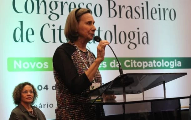 Dra. Mercedes Gamboni: "El Papa deberá hacerse controles de por vida"